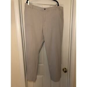 Callaway Golf Pant Active Grip Waistband Flat Front Mens 42x30 Ecru/ Light Beige